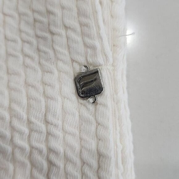 Fabletics Ribbed Shorts Egret Crinkle Knit High Waisted Casual Women's Medium - Picture 2 of 7